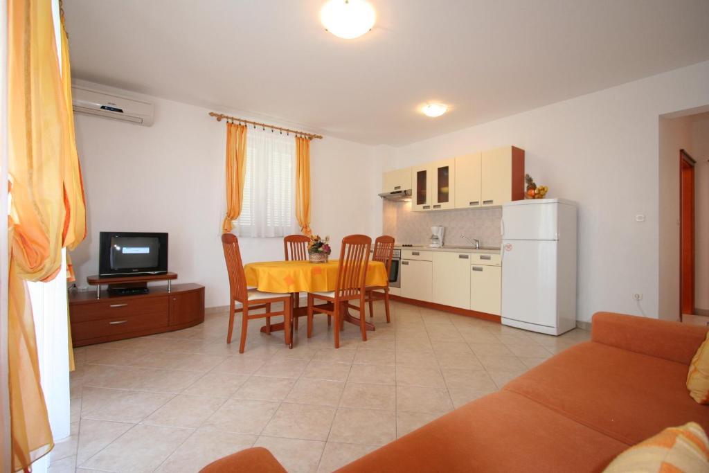 Apartments Bogovic Malinska Δωμάτιο φωτογραφία