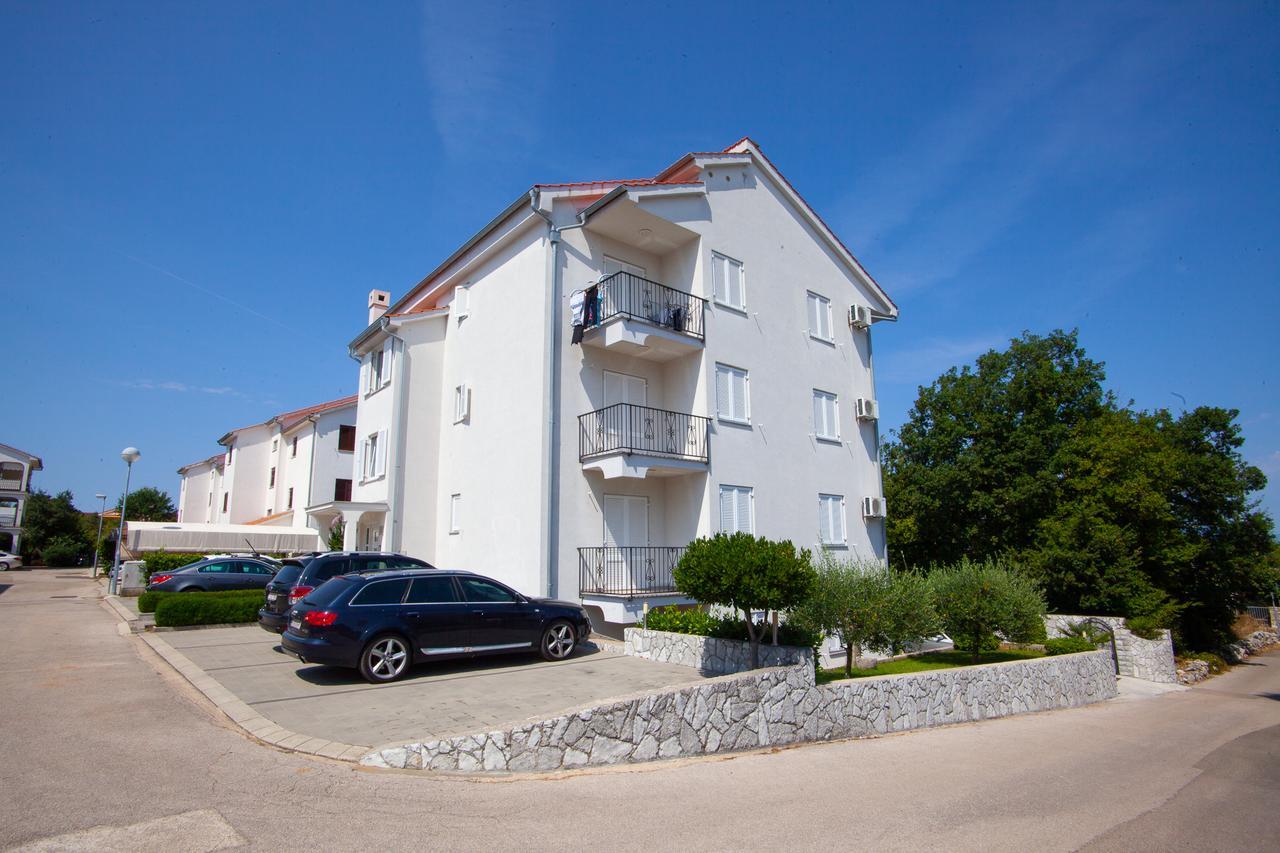 Apartments Bogovic Malinska Εξωτερικό φωτογραφία